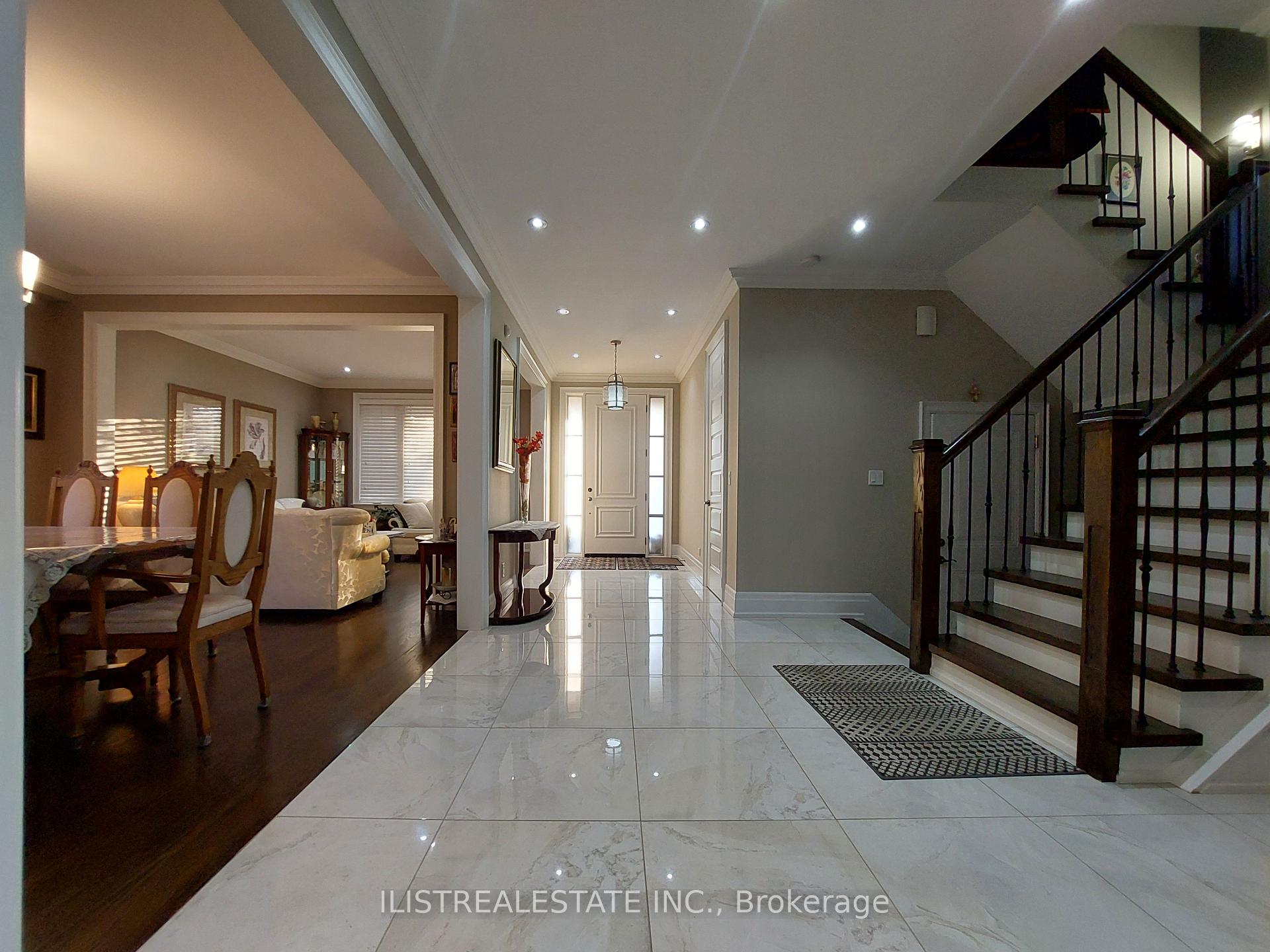 Photo 2 of 59 Princemere Crescent, Scarborough, Wexford-Maryvale — HOMEH