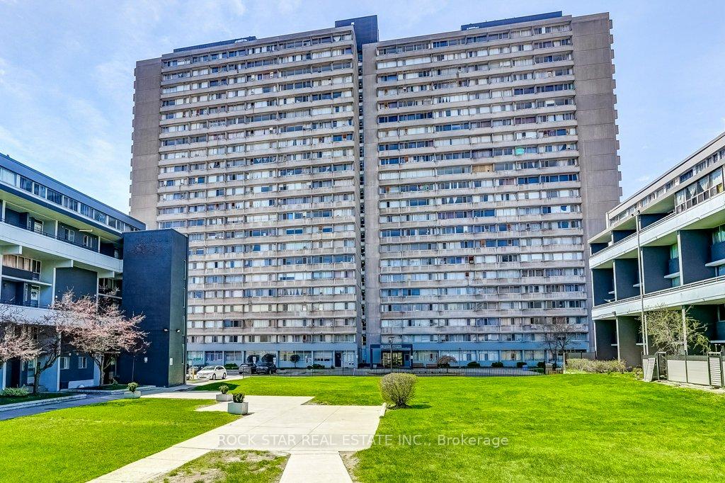 Photo 1 of Unit 708, 10 Sunny Glenway, Toronto, Flemingdon Park — HOMEH