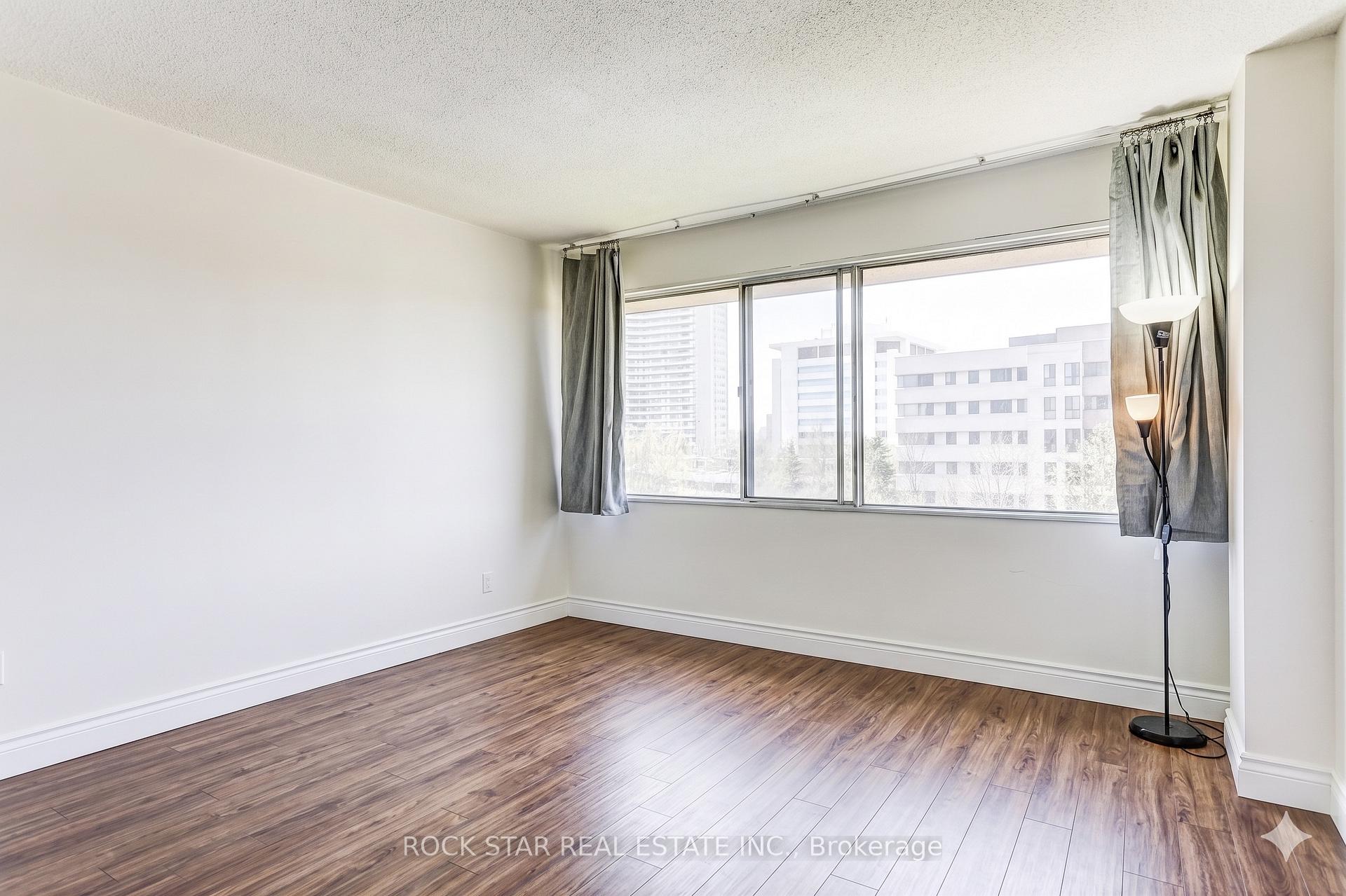 Photo 21 of Unit 708, 10 Sunny Glenway, Toronto, Flemingdon Park — HOMEH