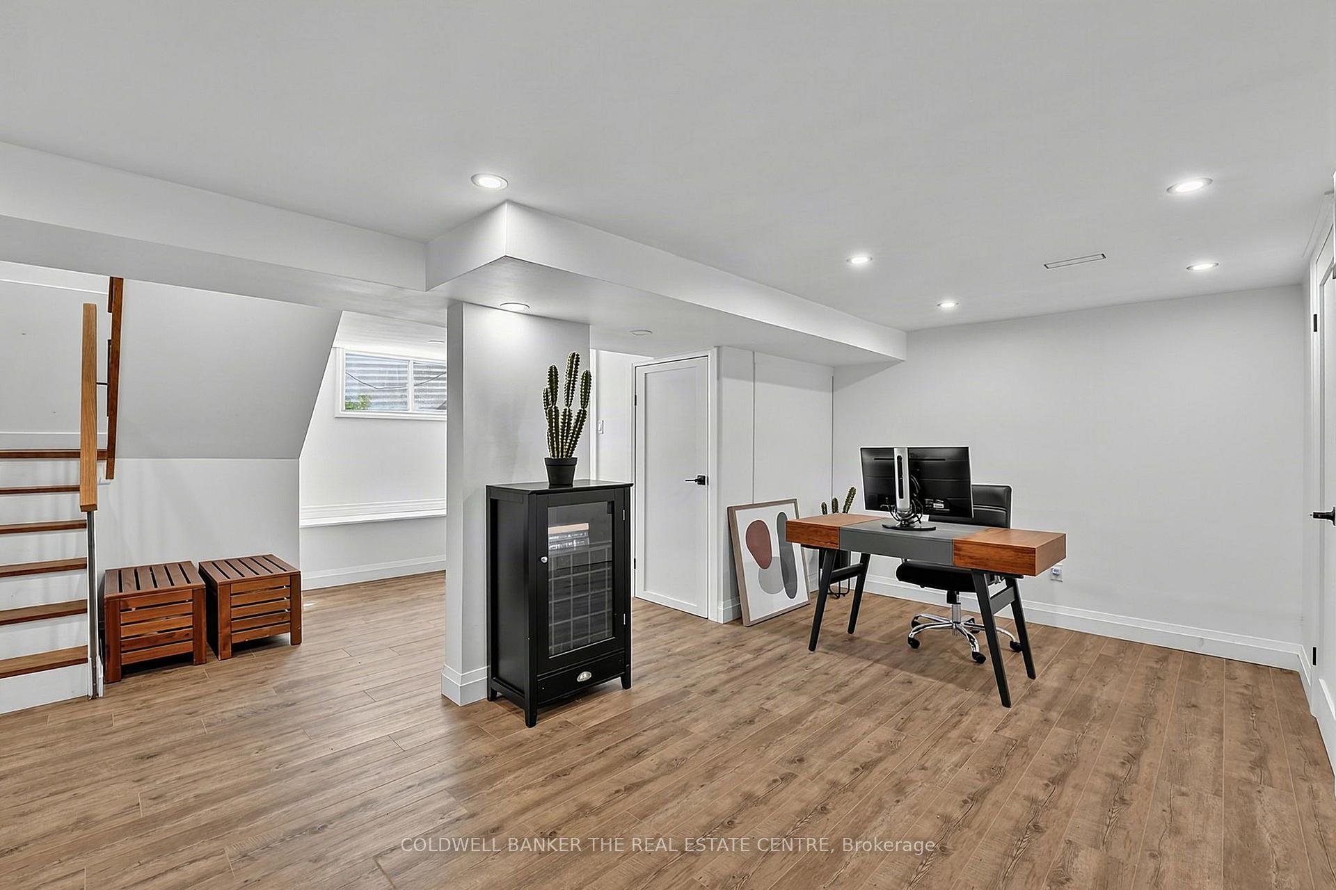 Photo 28 of 205 Sunset Crescent, Innisfil, Stroud — HOMEH