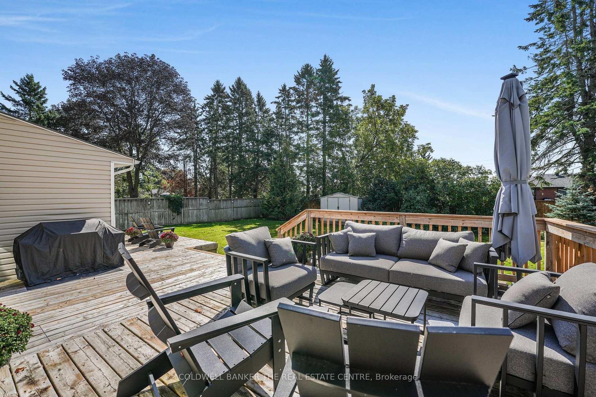 Photo 34 of 205 Sunset Crescent, Innisfil, Stroud — HOMEH