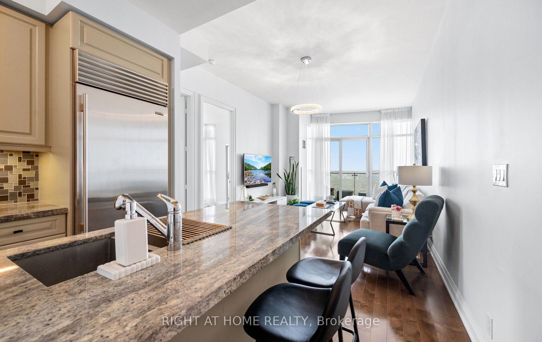 Photo 10 of Unit 4902 LPH, 50 Absolute Avenue, Mississauga, City Centre — HOMEH