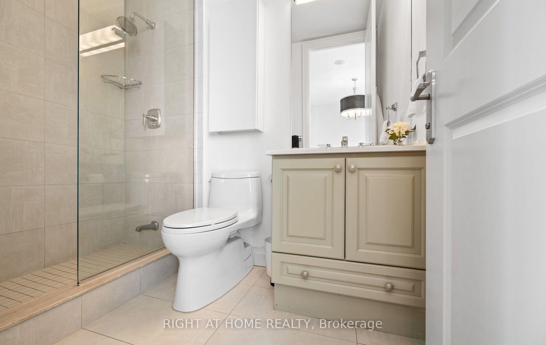 Photo 21 of Unit 4902 LPH, 50 Absolute Avenue, Mississauga, City Centre — HOMEH