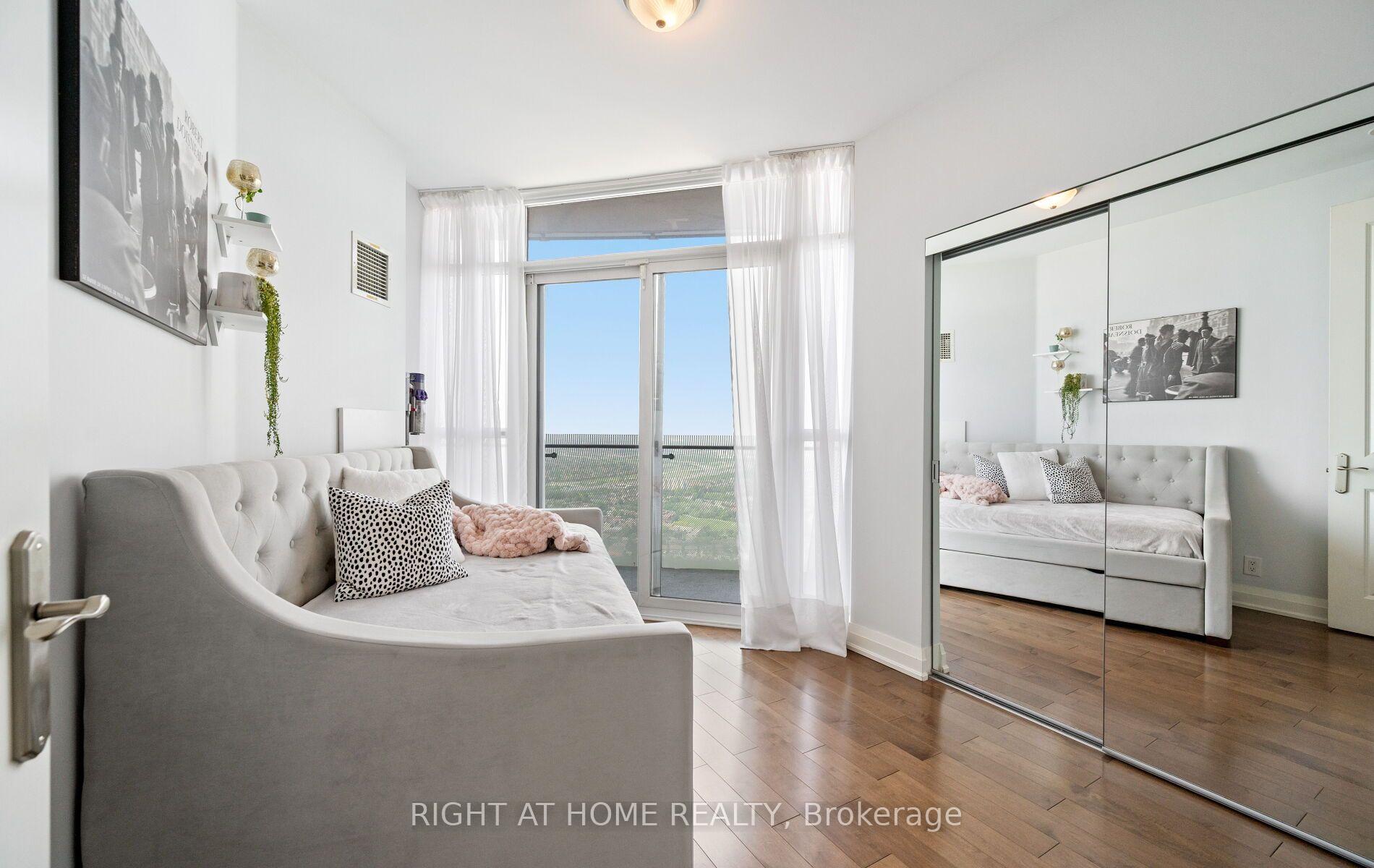 Photo 22 of Unit 4902 LPH, 50 Absolute Avenue, Mississauga, City Centre — HOMEH