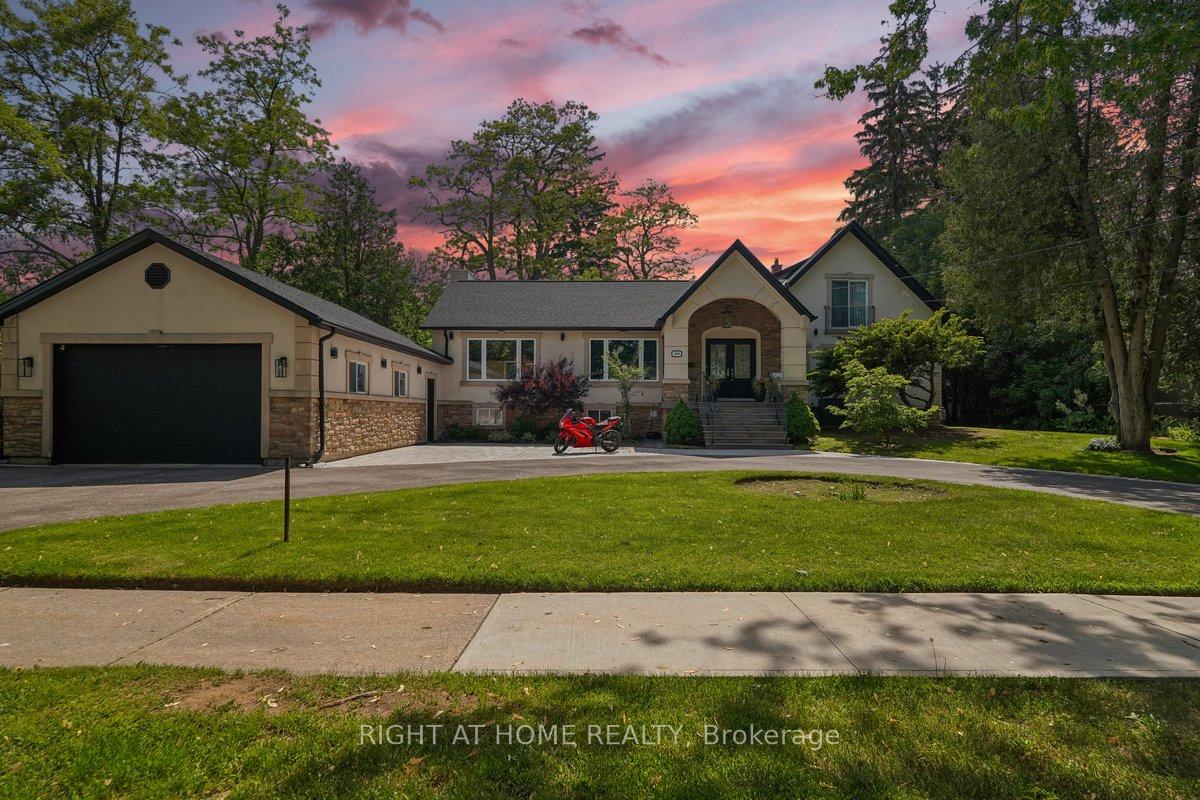 Photo 28 of 2090 Stonehouse Crescent, Mississauga, Sheridan — HOMEH