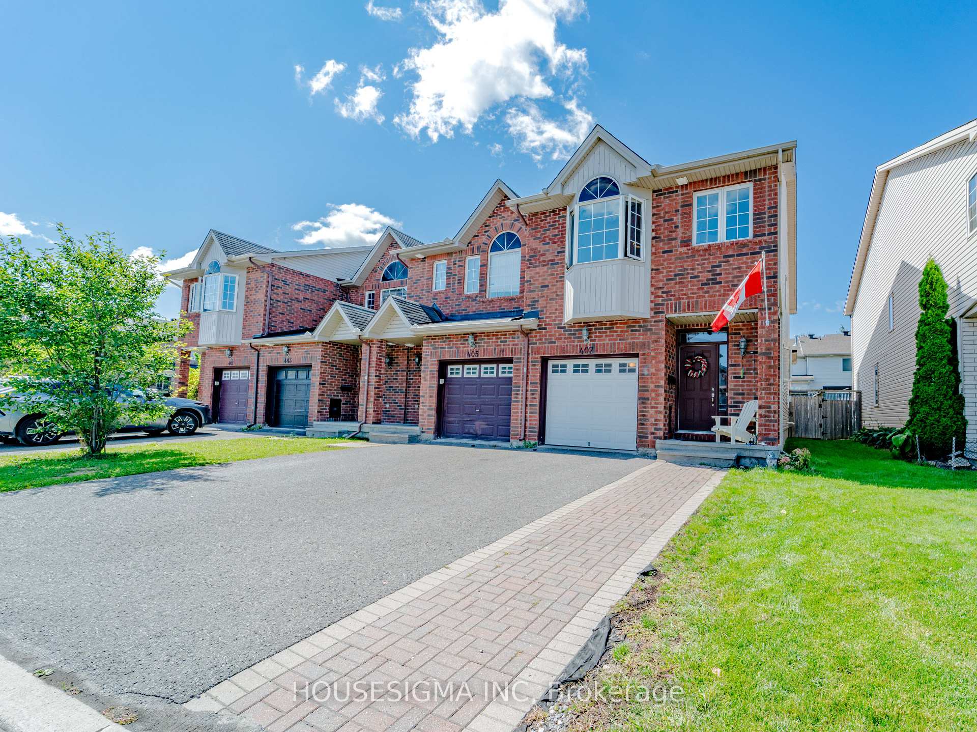 Photo 3 of 407 Dusk Private, Ottawa, Fallingbrook/Gardenway South — HOMEH