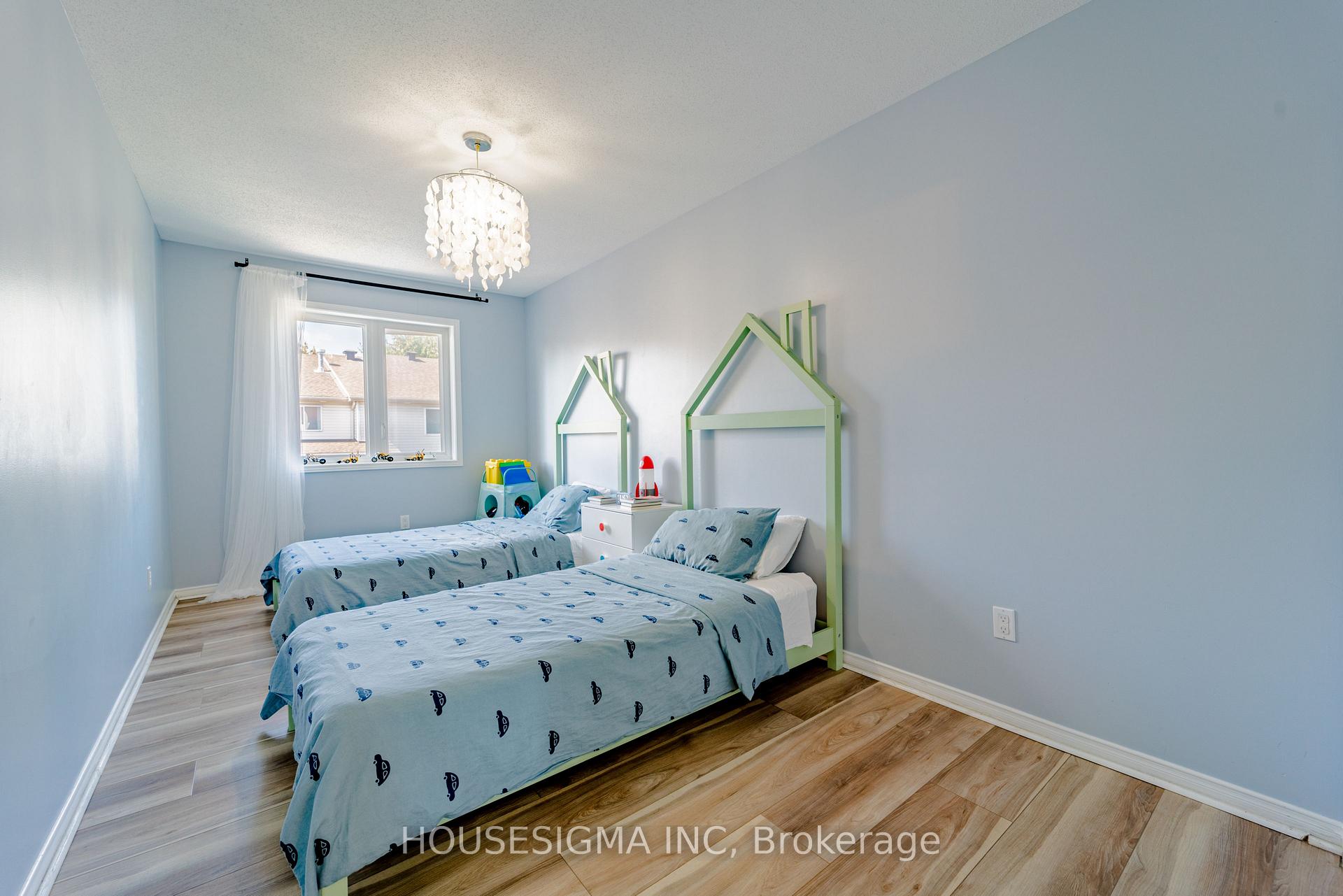 Photo 21 of 407 Dusk Private, Ottawa, Fallingbrook/Gardenway South — HOMEH
