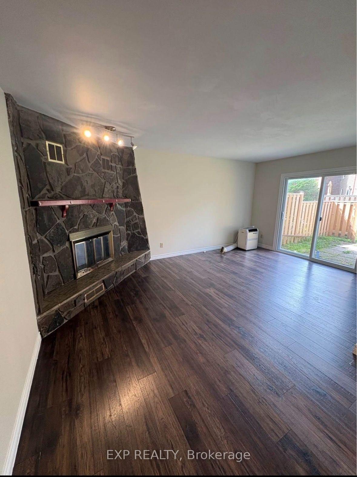 Photo 3 of Unit C, 24 Arnold Drive, Ottawa, Arbeatha Park — HOMEH