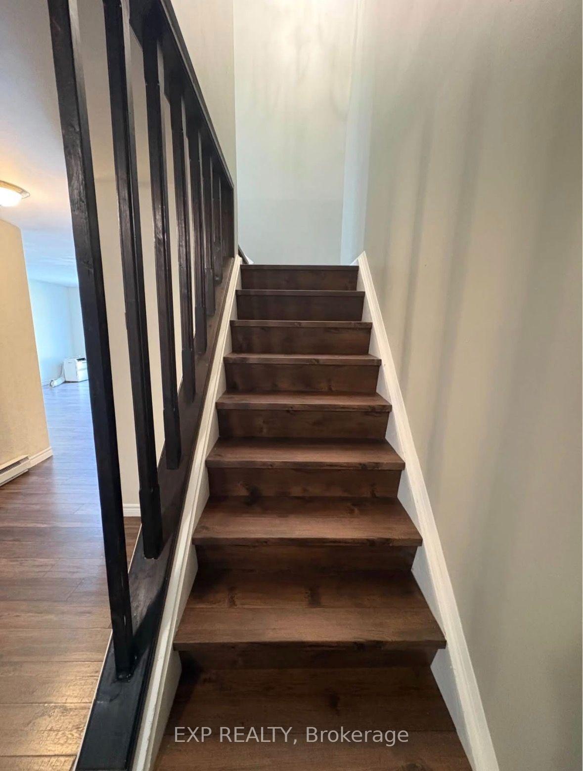 Photo 11 of Unit C, 24 Arnold Drive, Ottawa, Arbeatha Park — HOMEH