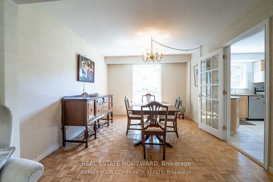 Photo 6 of 27 Drumern Crescent, Richmond Hill, North Richvale — HOMEH