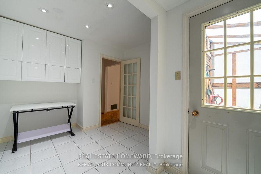 Photo 17 of 27 Drumern Crescent, Richmond Hill, North Richvale — HOMEH