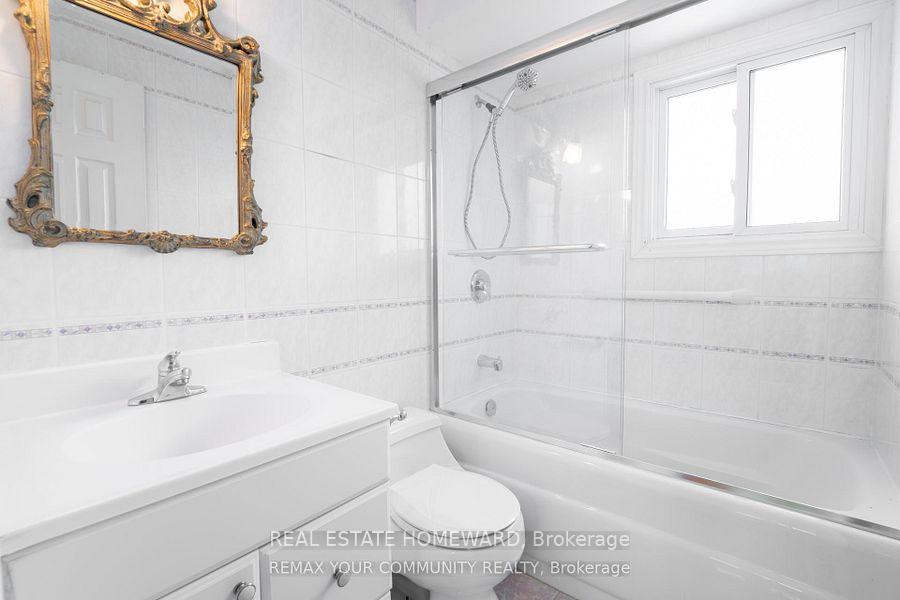 Photo 32 of 27 Drumern Crescent, Richmond Hill, North Richvale — HOMEH