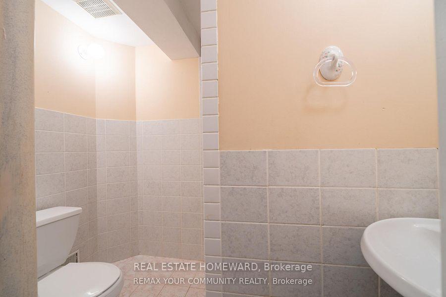 Photo 42 of 27 Drumern Crescent, Richmond Hill, North Richvale — HOMEH