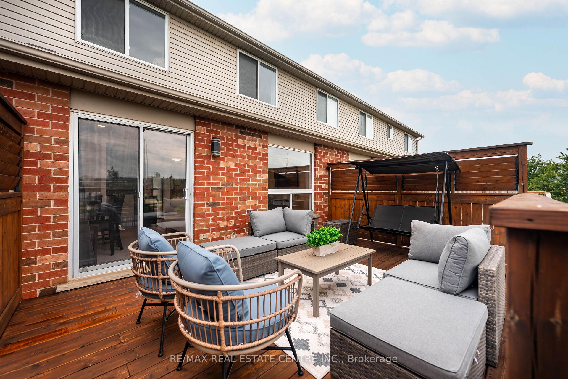 Photo 39 of 53 Benjamin Crescent, Orangeville — HOMEH