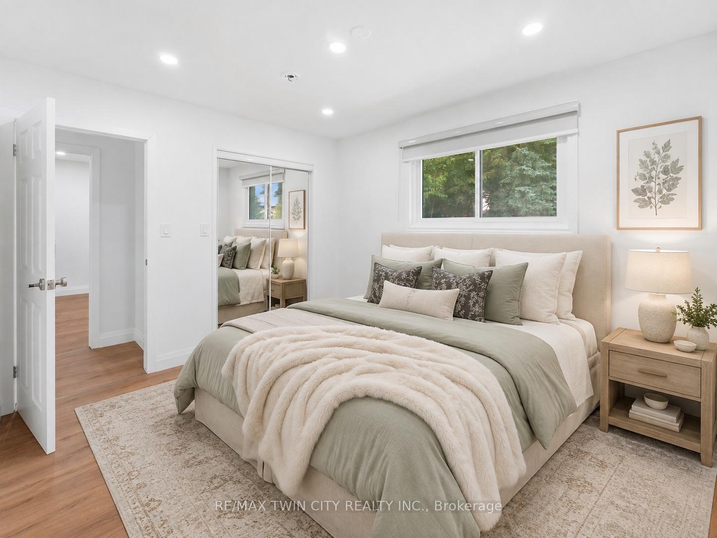 Photo 19 of Unit UPPER LEVEL, 58 Tupper Crescent, Kitchener, Grand River North — HOMEH