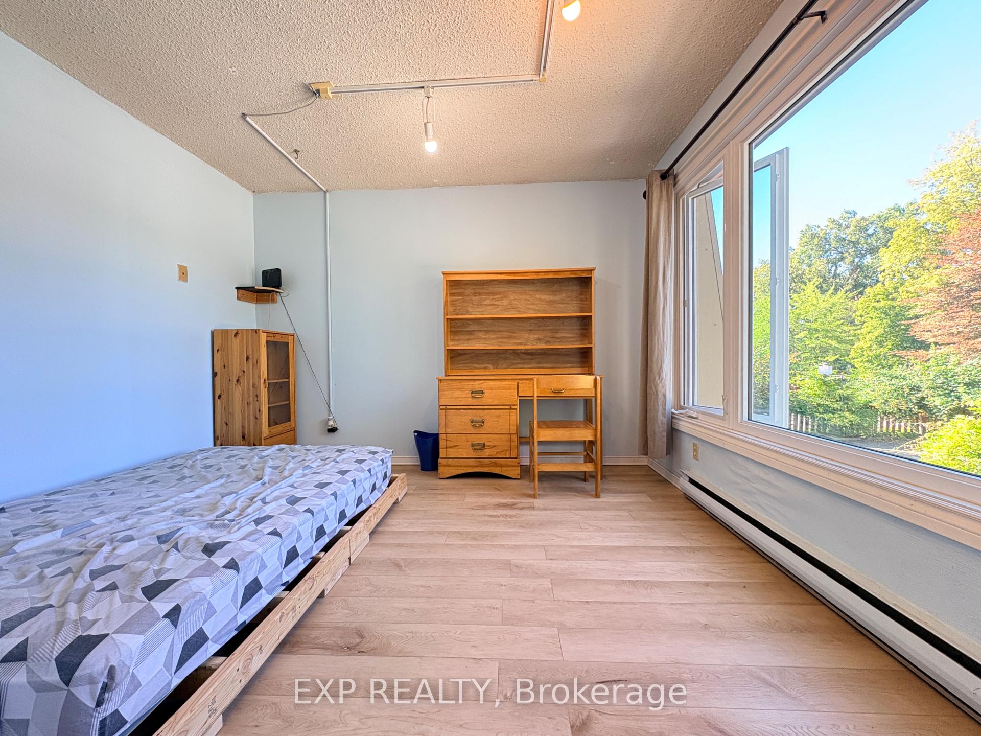 Photo of Unit 1, 341 Geneva Street