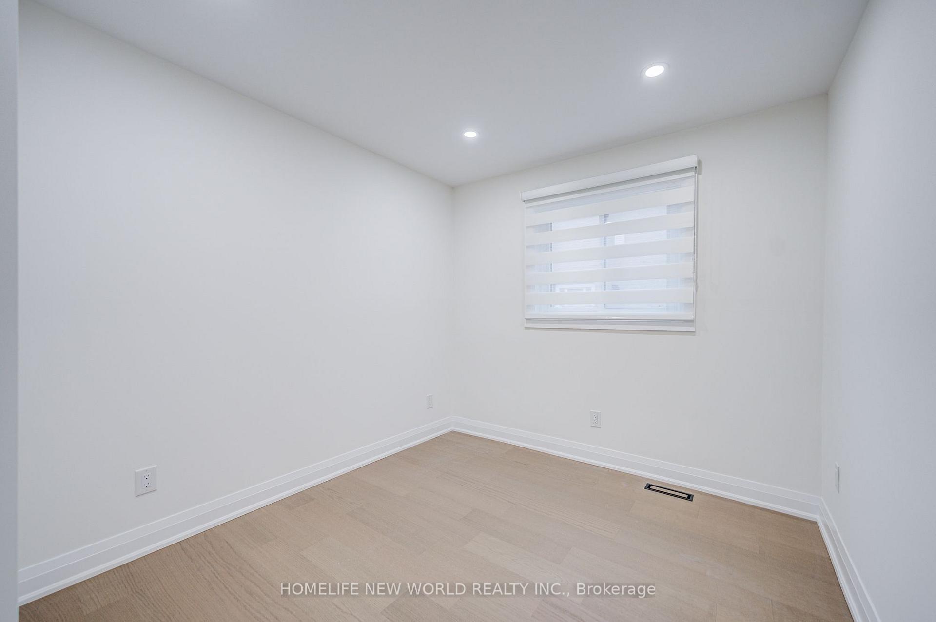 Photo 22 of 199 Harrowsmith Drive W, Mississauga, Hurontario — HOMEH