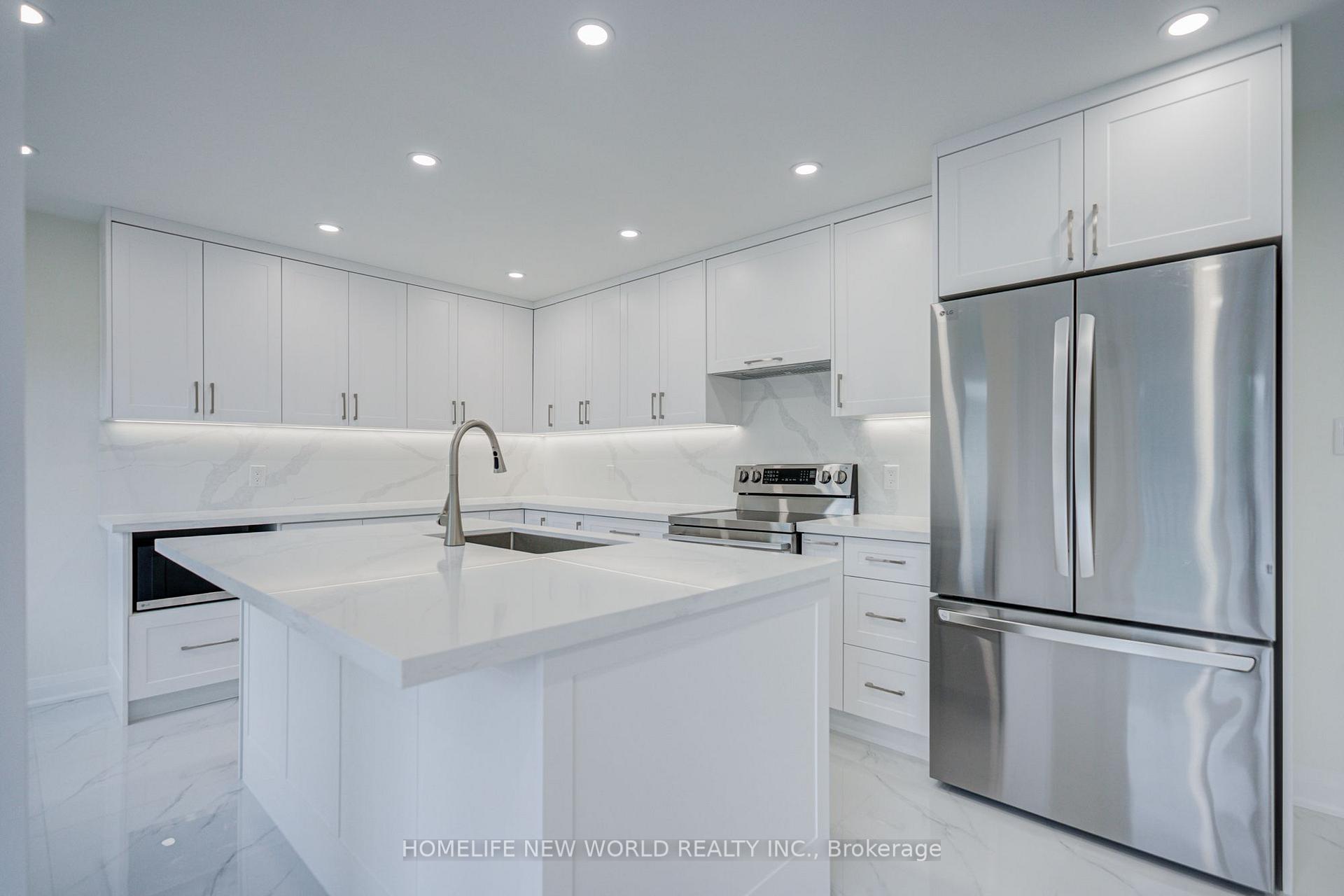 Photo 38 of 199 Harrowsmith Drive W, Mississauga, Hurontario — HOMEH