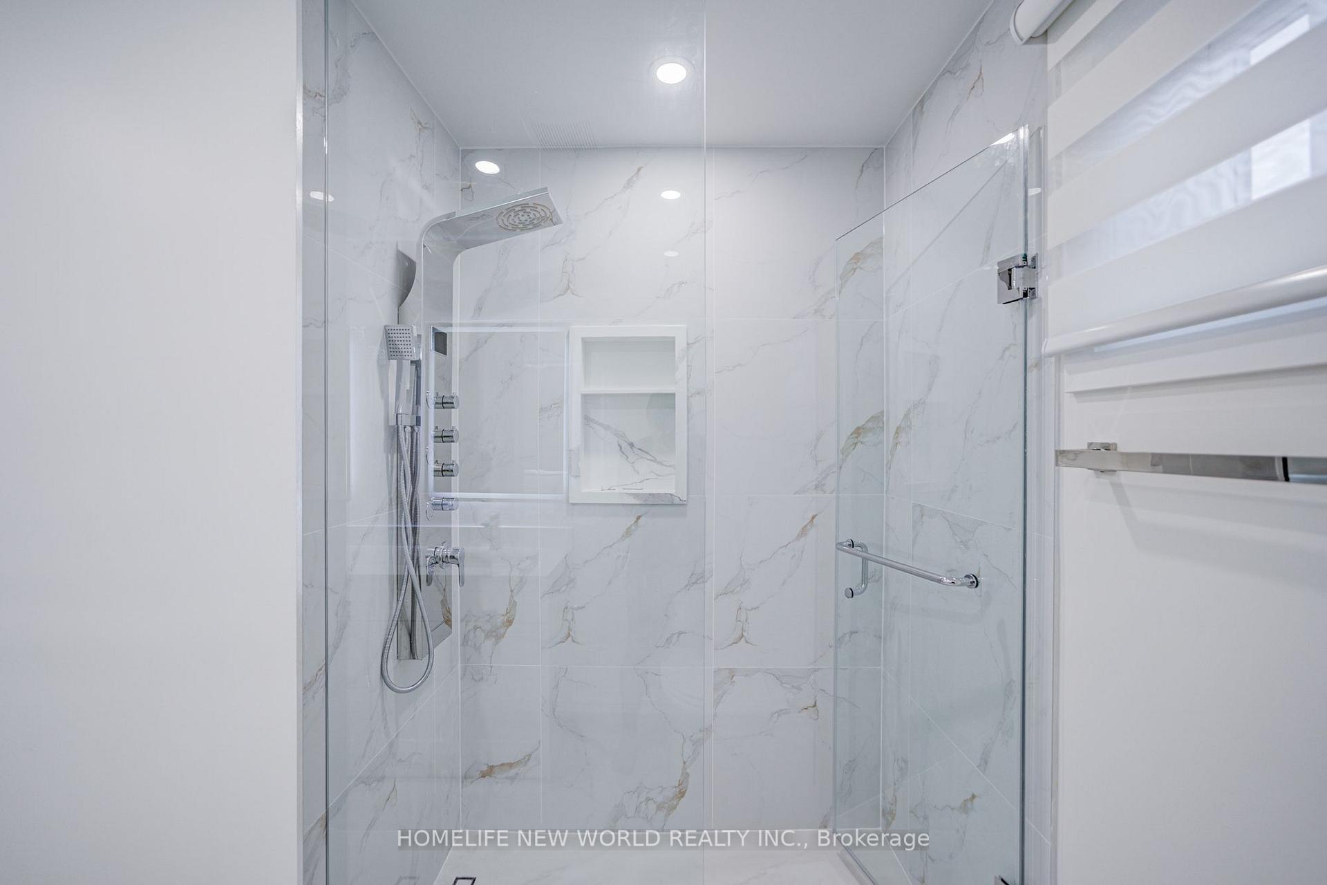 Photo 61 of 199 Harrowsmith Drive W, Mississauga, Hurontario — HOMEH