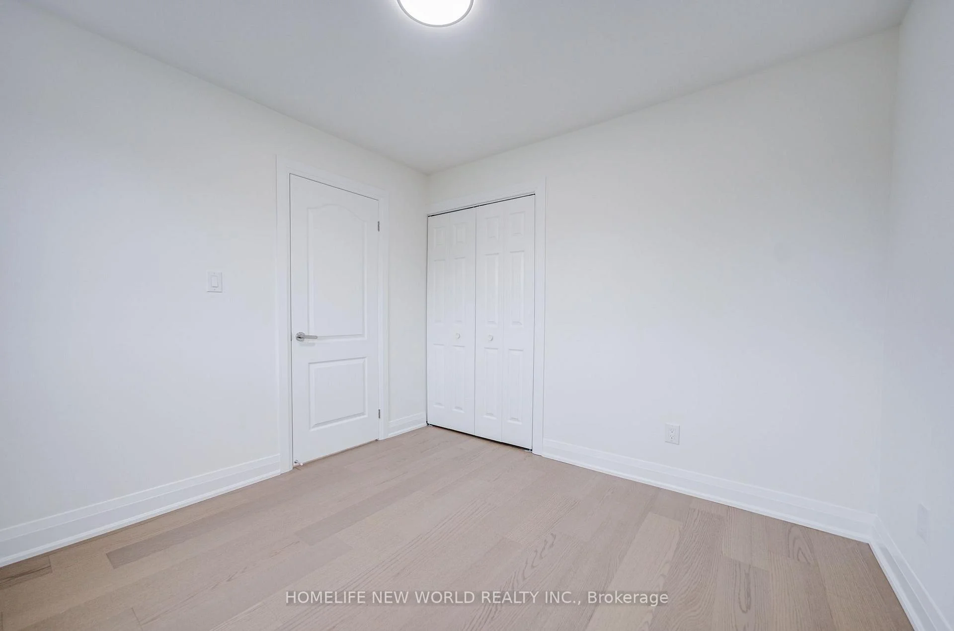 Photo 85 of 199 Harrowsmith Drive W, Mississauga, Hurontario — HOMEH