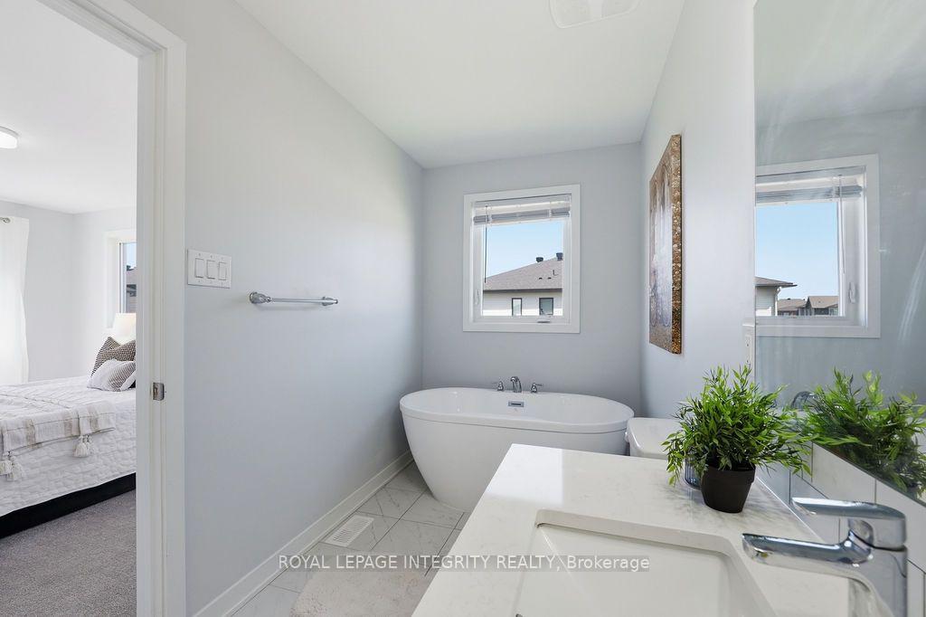 Photo 39 of 660 Fenwick Way, Ottawa, Barrhaven - Stonebridge — HOMEH
