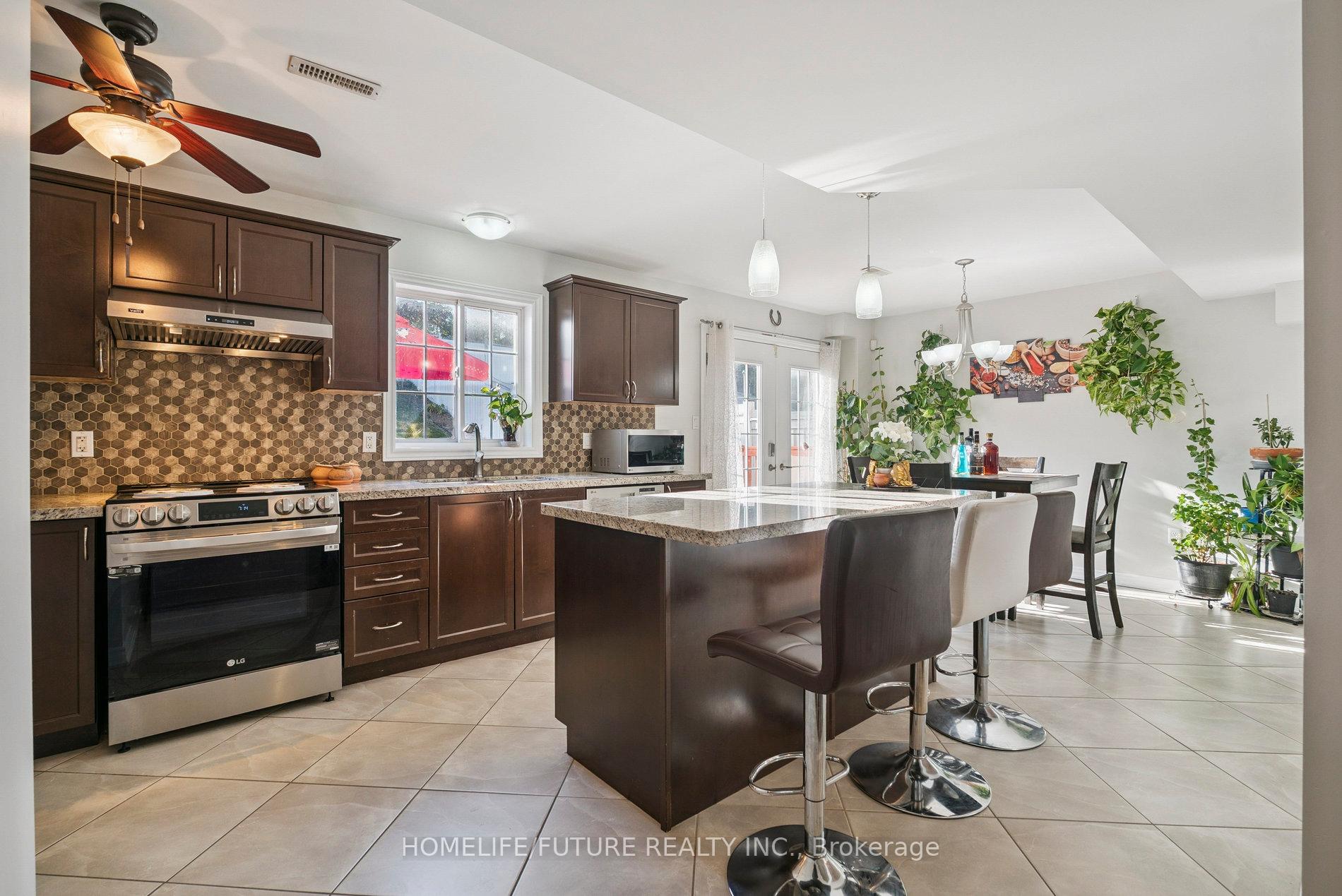 Photo 8 of 2048 Mcneil Street, Innisfil, Alcona — HOMEH