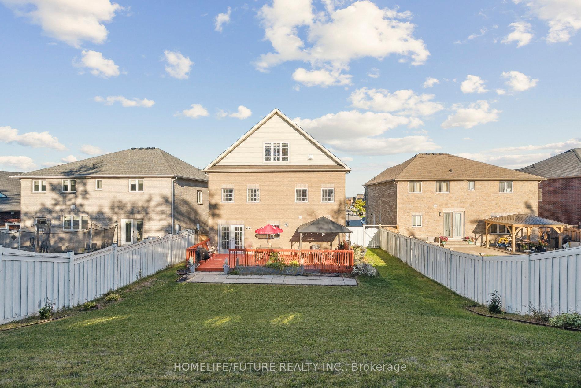 Photo 24 of 2048 Mcneil Street, Innisfil, Alcona — HOMEH