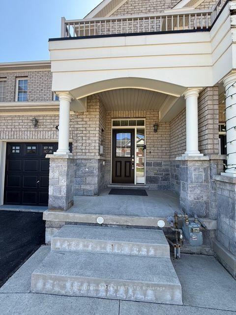 Photo 3 of 48 Pendulum Circle, Brampton, Sandringham-Wellington — HOMEH