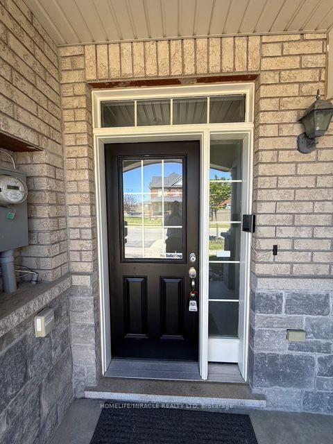 Photo 4 of 48 Pendulum Circle, Brampton, Sandringham-Wellington — HOMEH