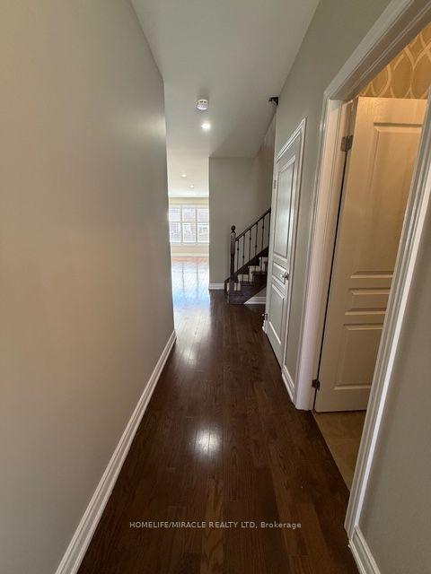 Photo 8 of 48 Pendulum Circle, Brampton, Sandringham-Wellington — HOMEH