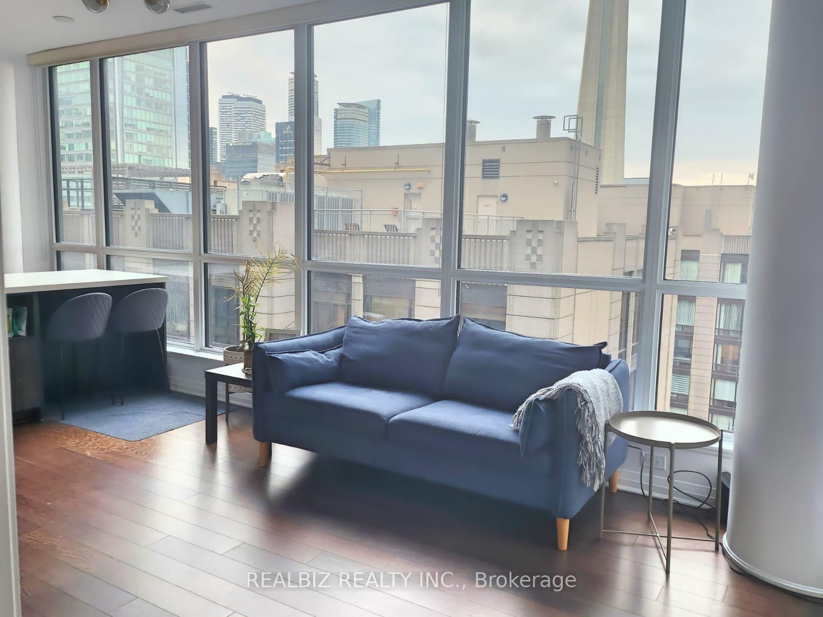 Photo 7 of Unit 2008, 8 Mercer Street, Toronto, Waterfront Communities — HOMEH