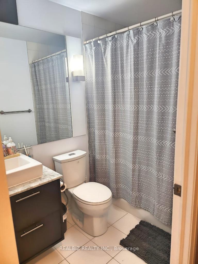 Photo 10 of Unit 2008, 8 Mercer Street, Toronto, Waterfront Communities — HOMEH