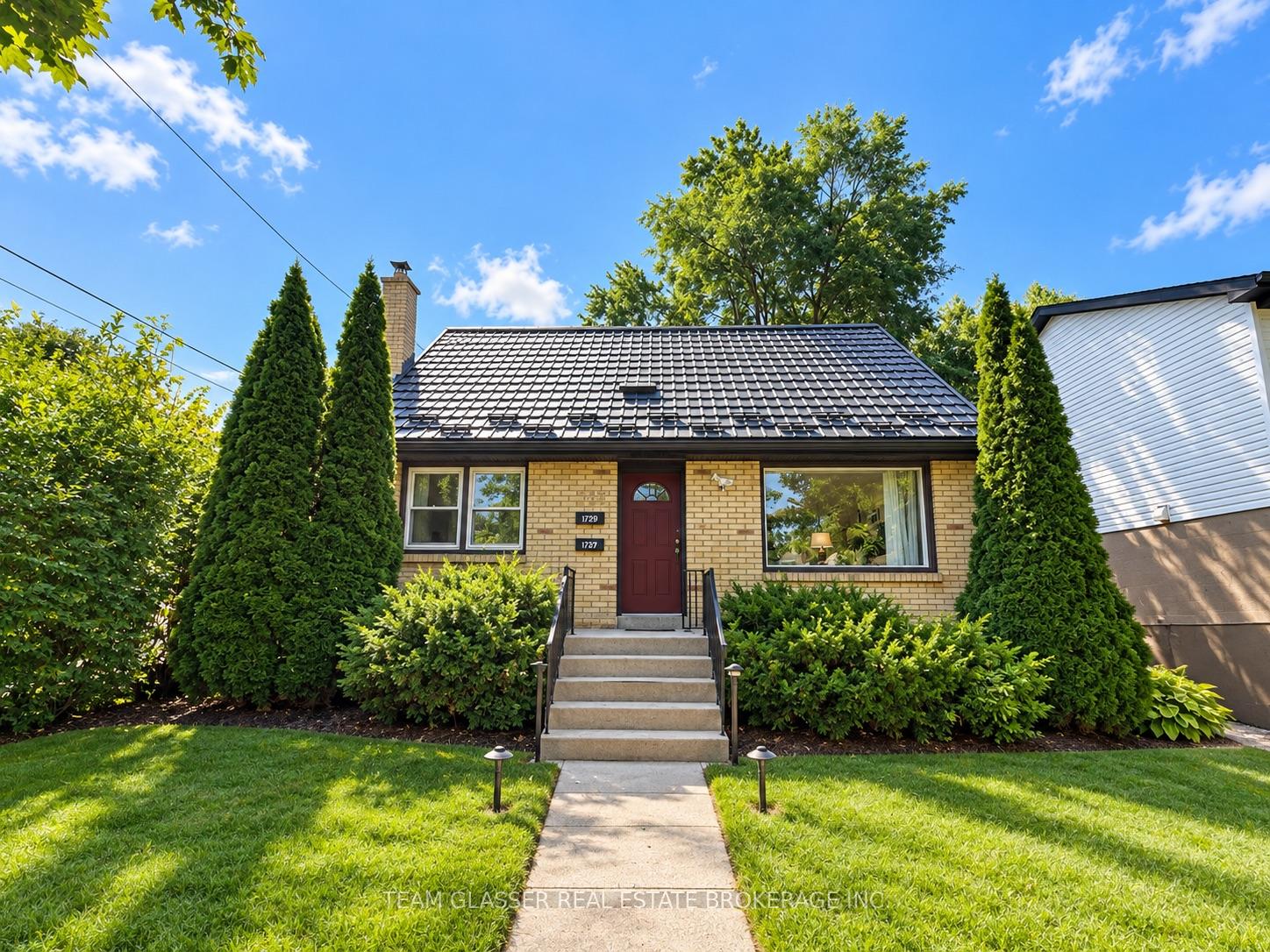 Photo 1 of Unit Upper, 723 Strathmeyer Street, London, East C — HOMEH