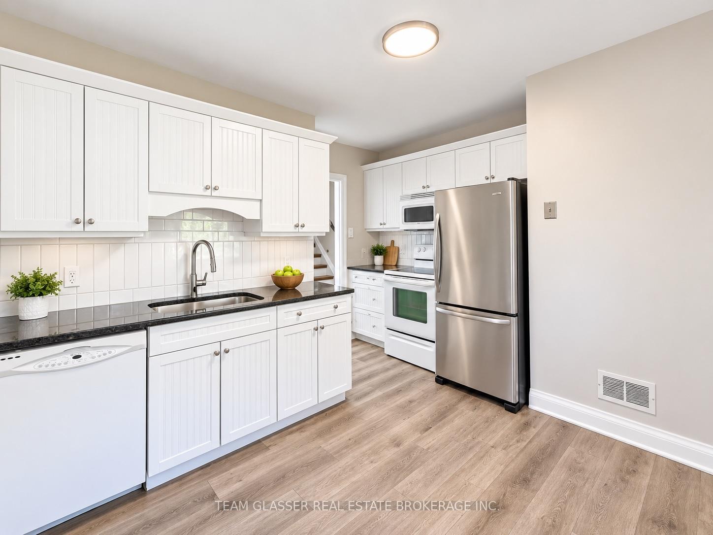 Photo 3 of Unit Upper, 723 Strathmeyer Street, London, East C — HOMEH