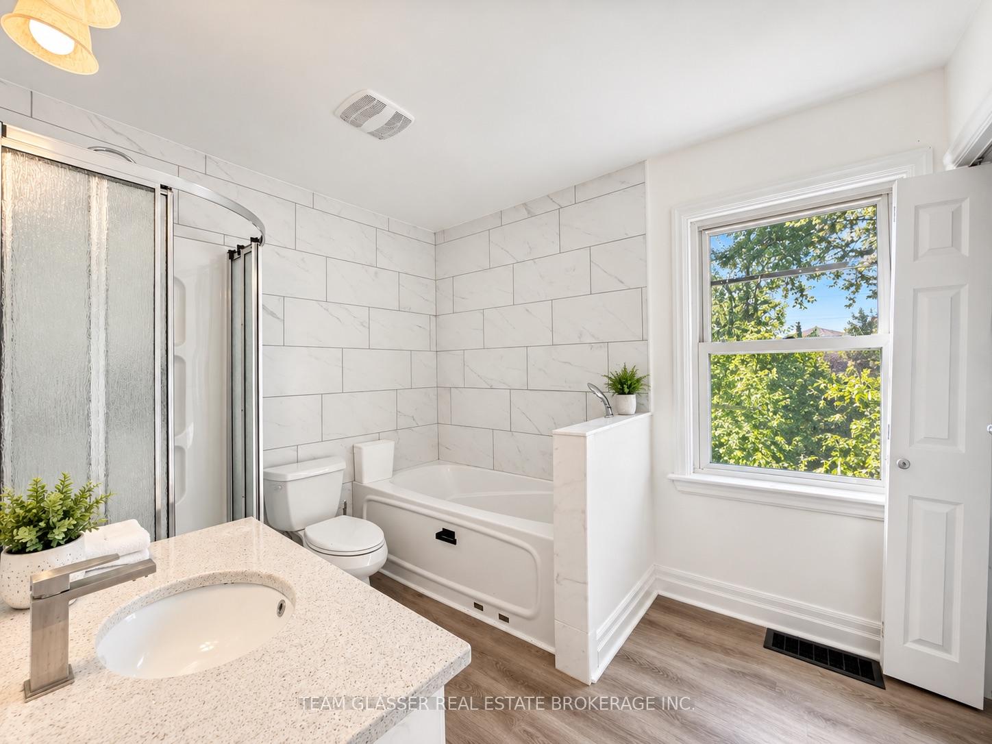 Photo 5 of Unit Upper, 723 Strathmeyer Street, London, East C — HOMEH