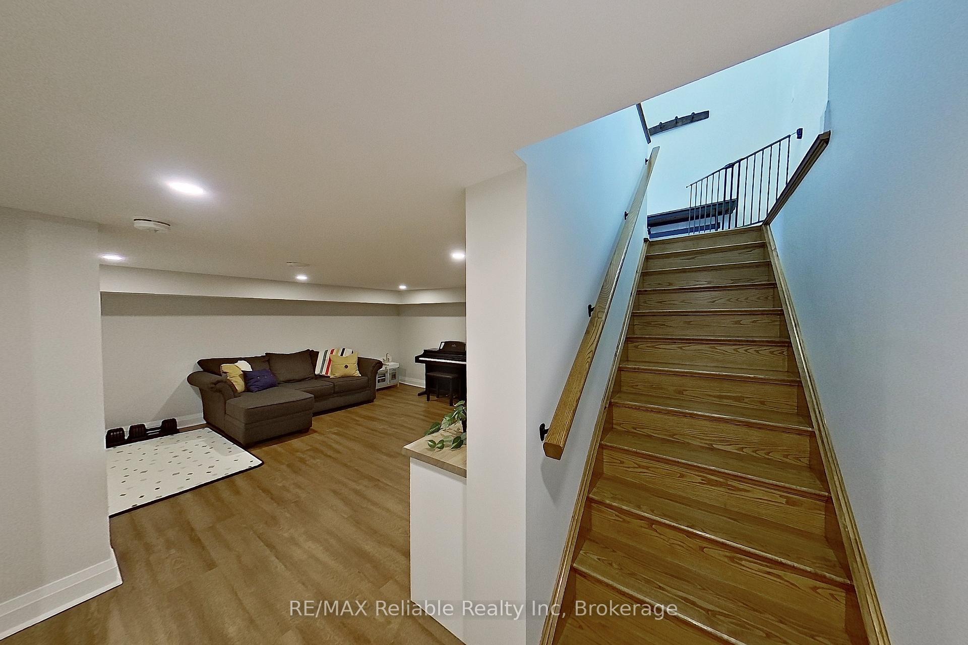 Photo 33 of 19 Bismark Street, Bluewater, Zurich — HOMEH