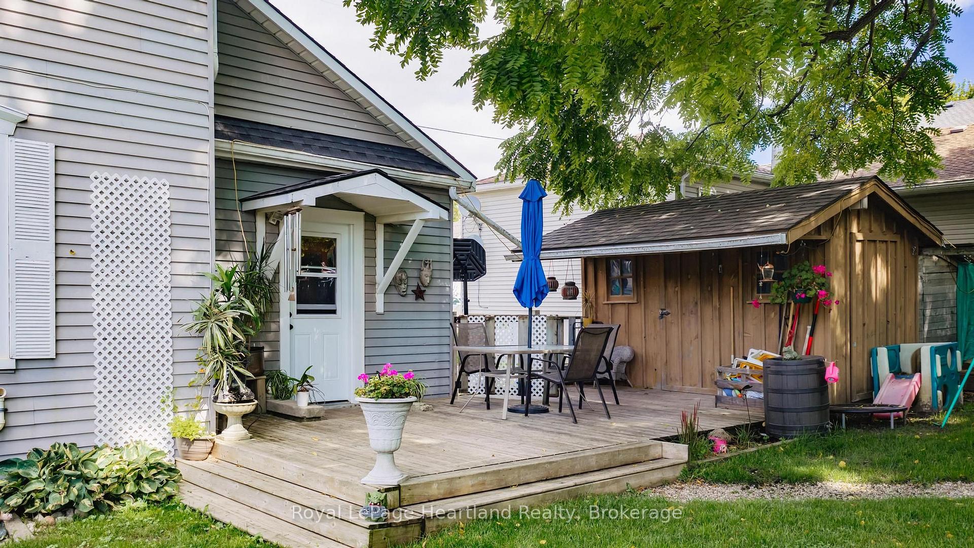 Photo 4 of 103 James St Street, Central Huron, Clinton — HOMEH