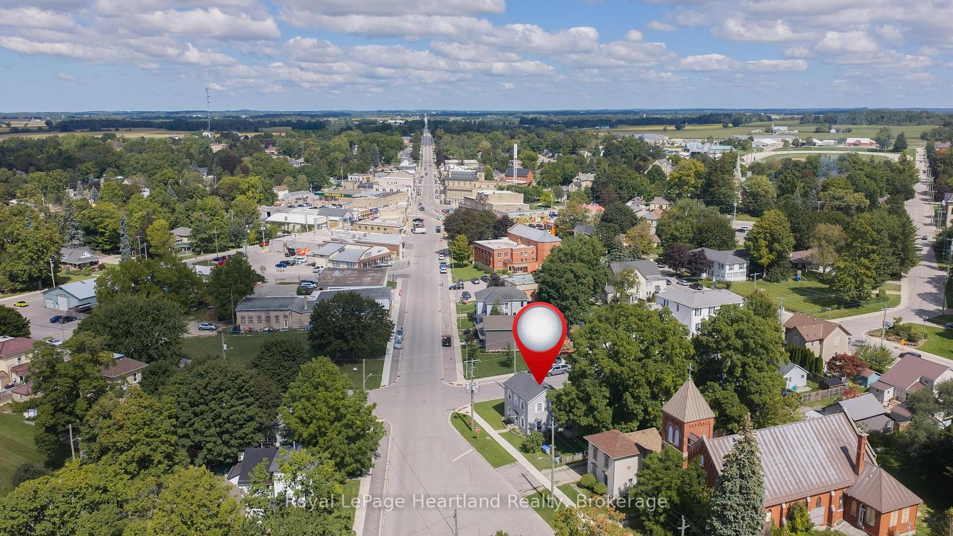 Photo 31 of 103 James St Street, Central Huron, Clinton — HOMEH