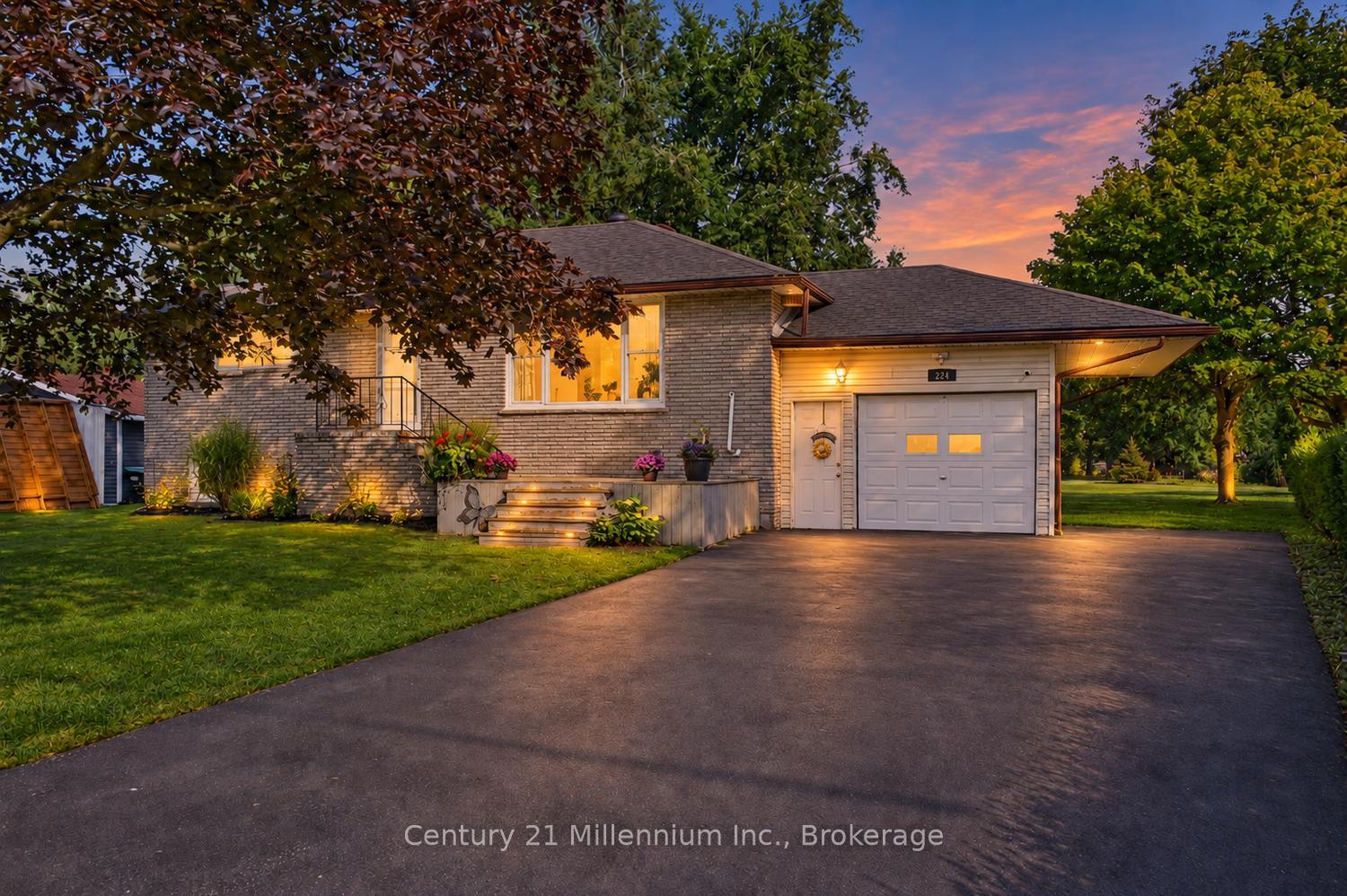 Photo 4 of 224 Margaret Street, Clearview, Stayner — HOMEH