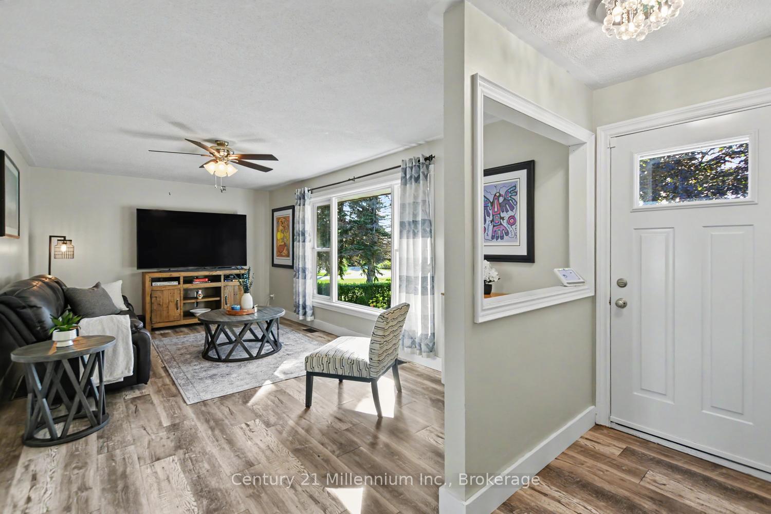 Photo 5 of 224 Margaret Street, Clearview, Stayner — HOMEH