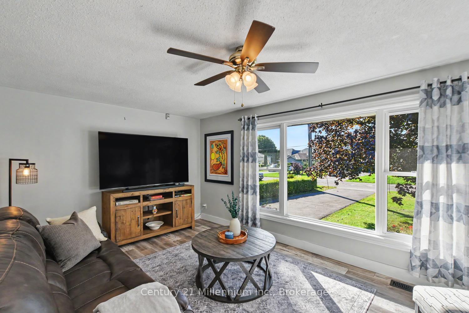 Photo 7 of 224 Margaret Street, Clearview, Stayner — HOMEH
