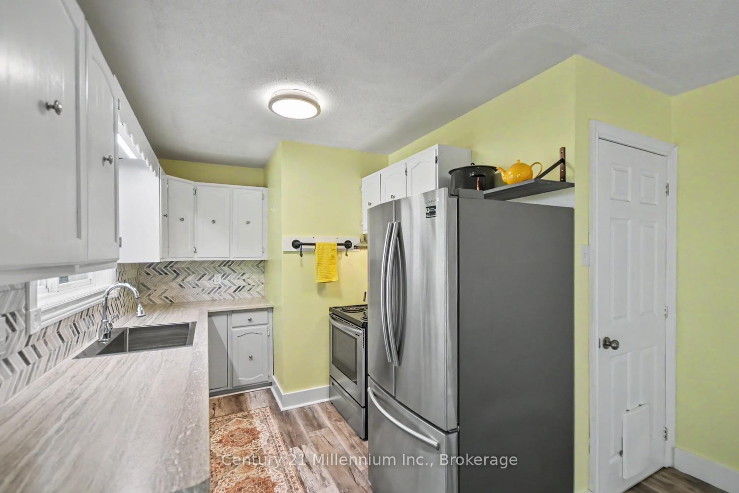 Photo 16 of 224 Margaret Street, Clearview, Stayner — HOMEH