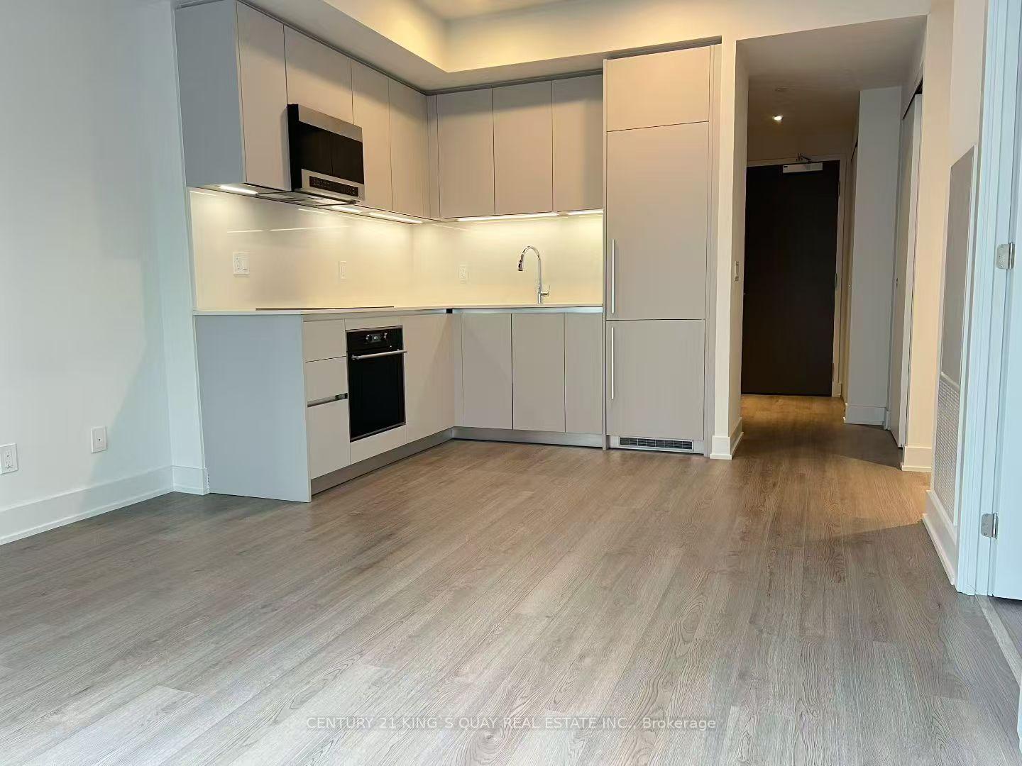 Photo 2 of Unit 1505, 8 Cumberland Street, Toronto, The Annex — HOMEH