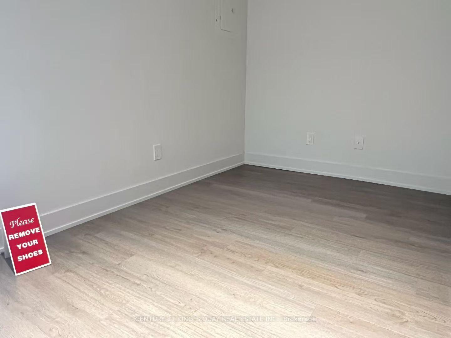 Photo 5 of Unit 1505, 8 Cumberland Street, Toronto, The Annex — HOMEH