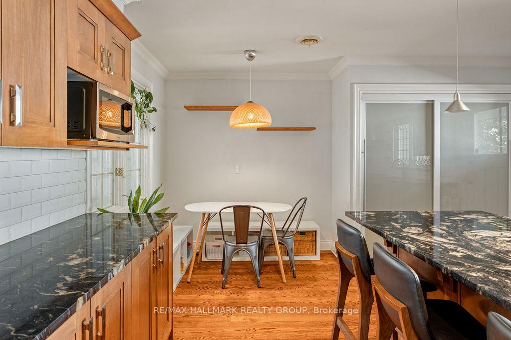 Photo 16 of 275 Crocus Avenue, Ottawa, Applewood Acres — HOMEH
