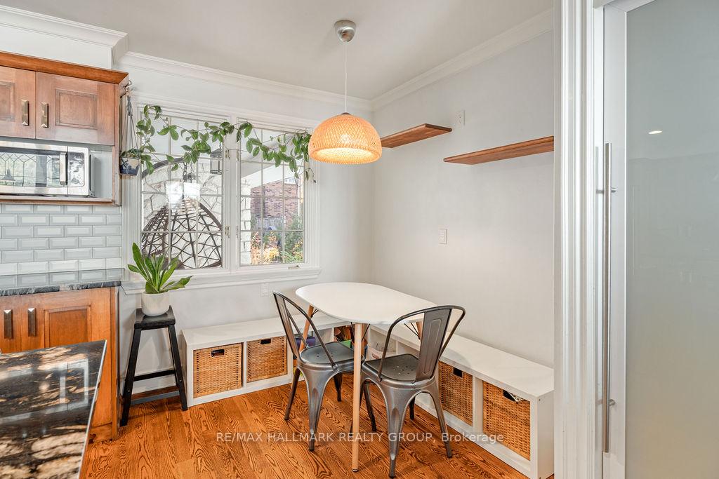 Photo 17 of 275 Crocus Avenue, Ottawa, Applewood Acres — HOMEH