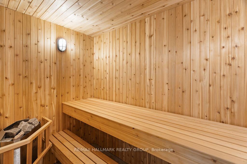 Photo 42 of 275 Crocus Avenue, Ottawa, Applewood Acres — HOMEH