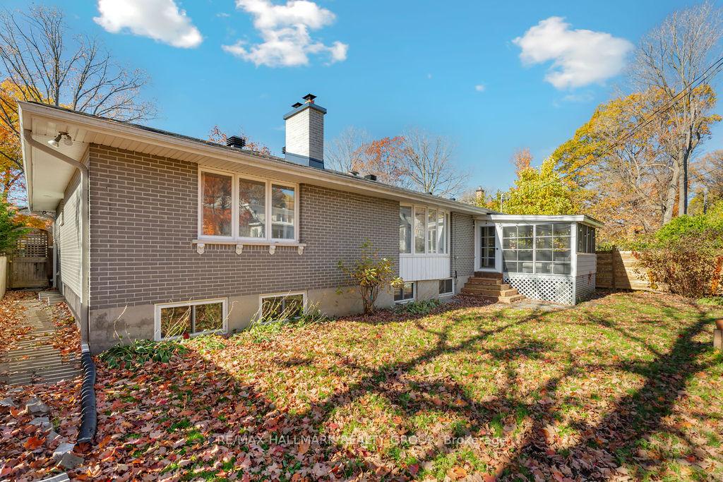 Photo 47 of 275 Crocus Avenue, Ottawa, Applewood Acres — HOMEH