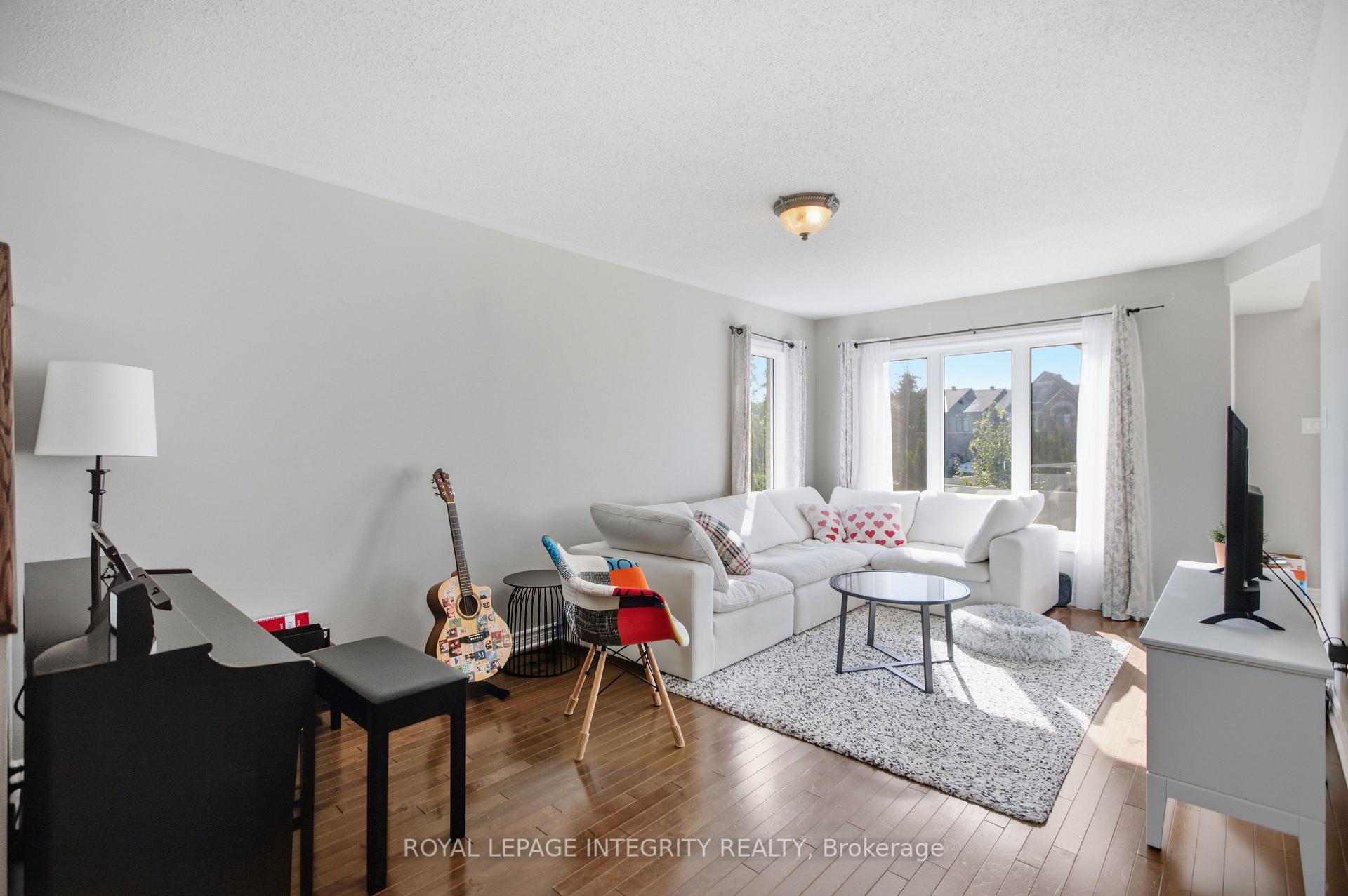 Photo 7 of 320 Tourmaline Crescent, Ottawa, Barrhaven - Strandherd — HOMEH