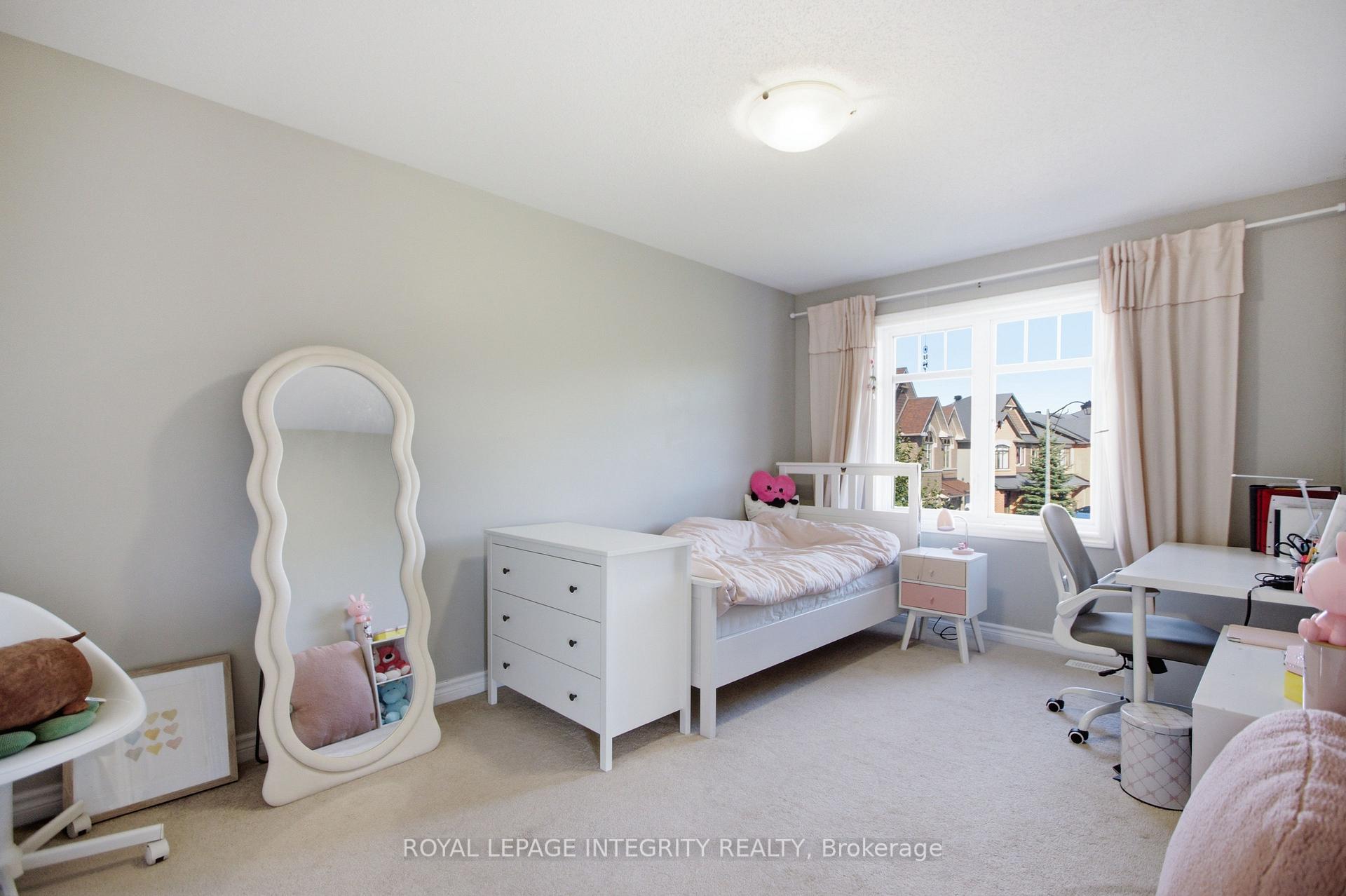 Photo 20 of 320 Tourmaline Crescent, Ottawa, Barrhaven - Strandherd — HOMEH